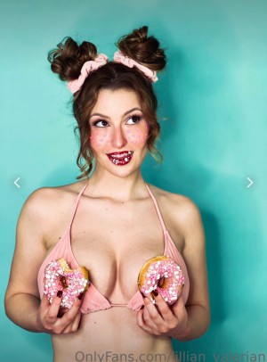 Lillian Valerian Photo #23