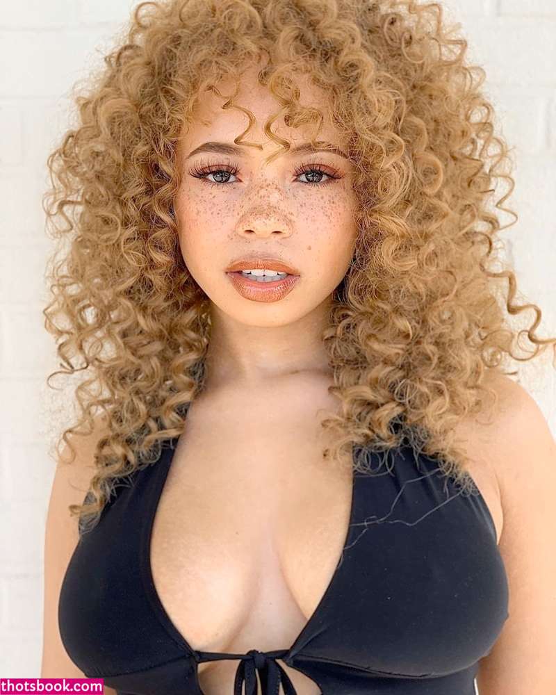 mayaregiii Photo #12