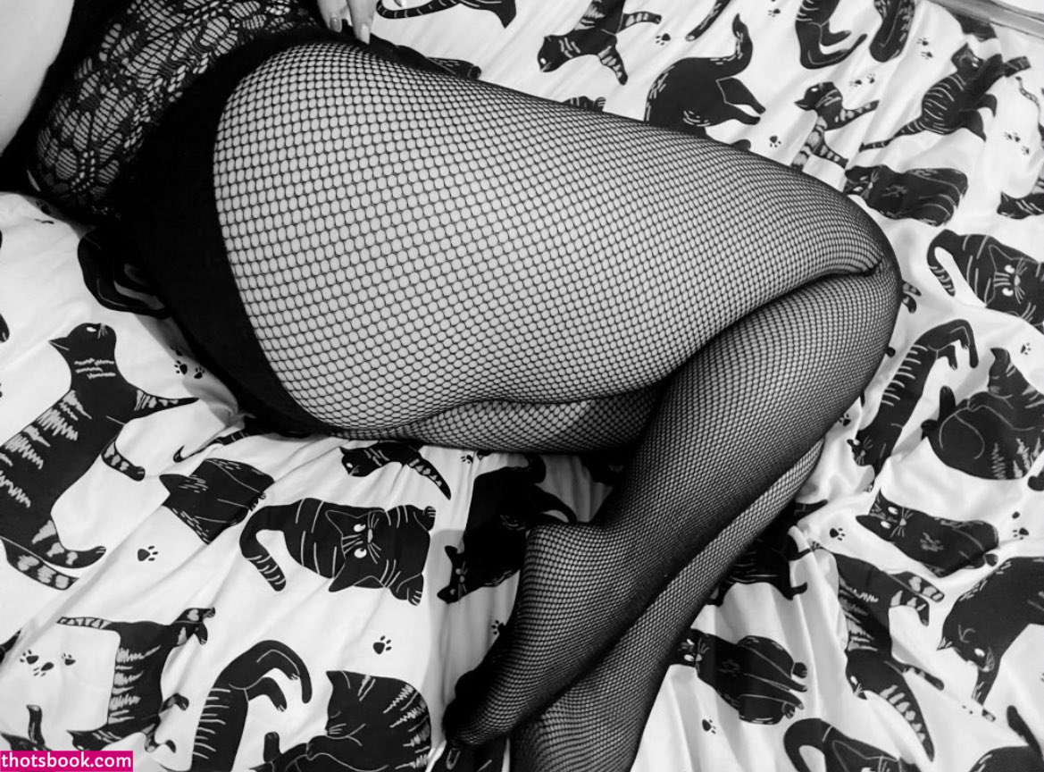 Louisedaniellex Photo #3