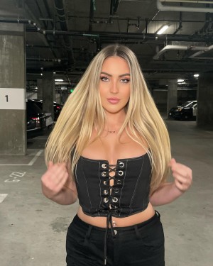 Olivia Nelson Photo #3