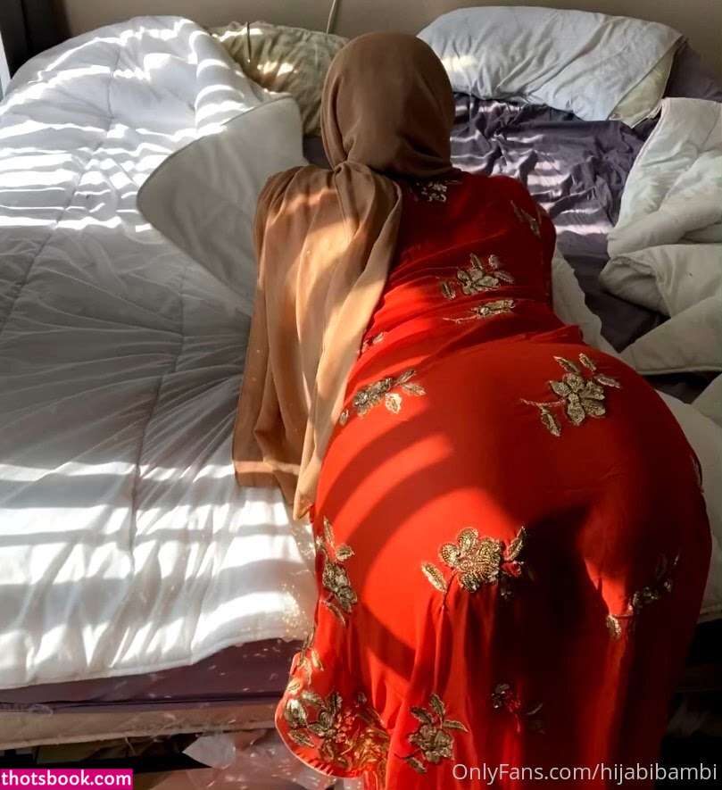 Hijabi Bambi Photo #22