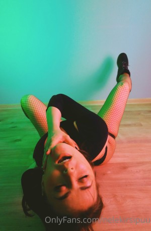 Nele Kirsipuu Photo #19