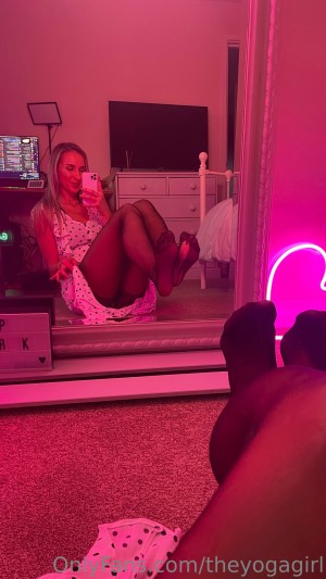 theyogagirl Photo #17