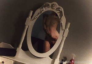 yourlildommie Photo #28