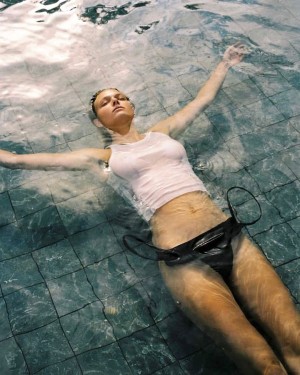 Anais Garnierbe Photo #16