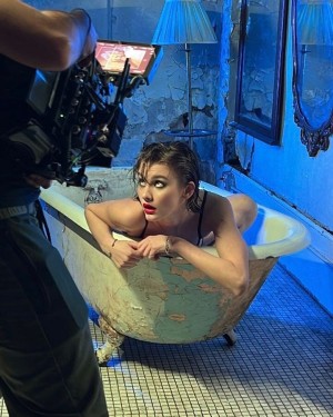 Bec Lauder Photo #28