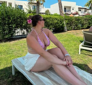 Briony Mengham Photo #18