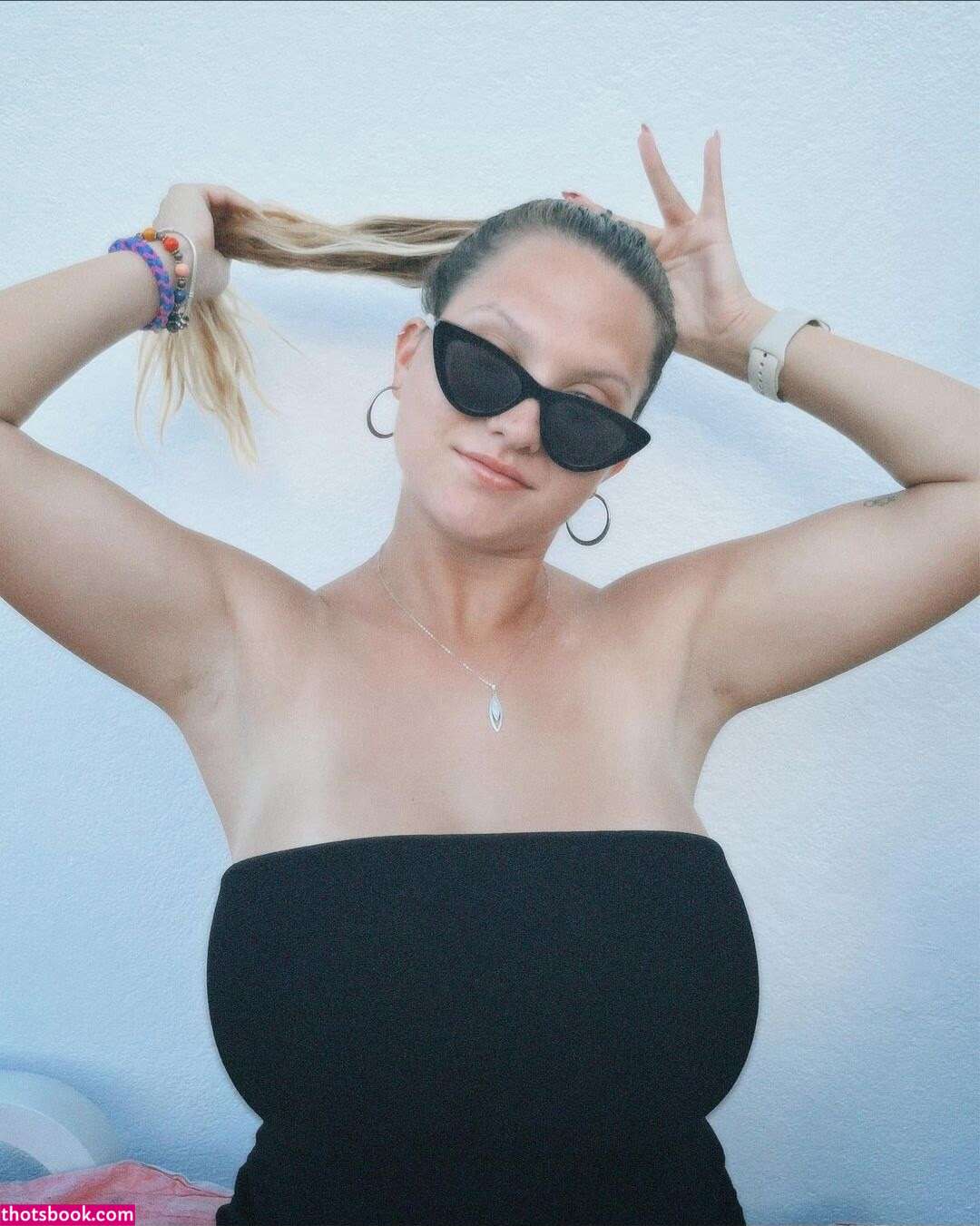 Leandra Lopes Photo #1