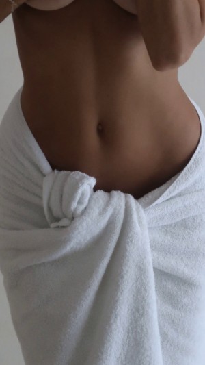 Madison Edwards Photo #7