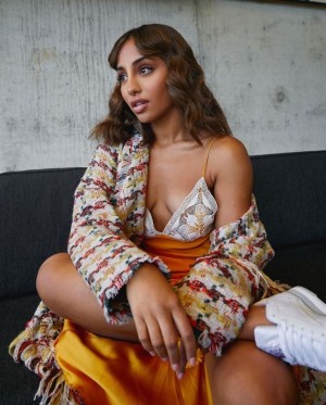 Maria Thattil Photo #14