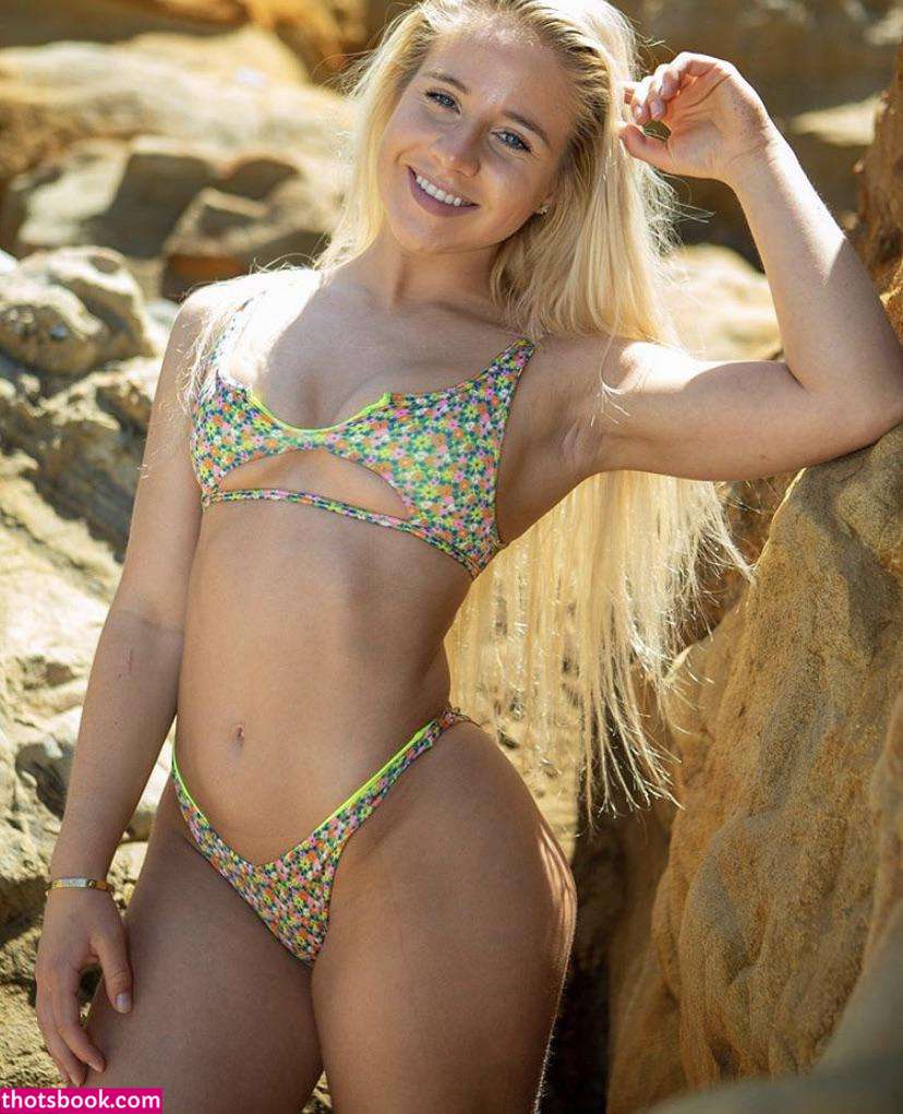 Nastassia Ponomarenko Photo #8