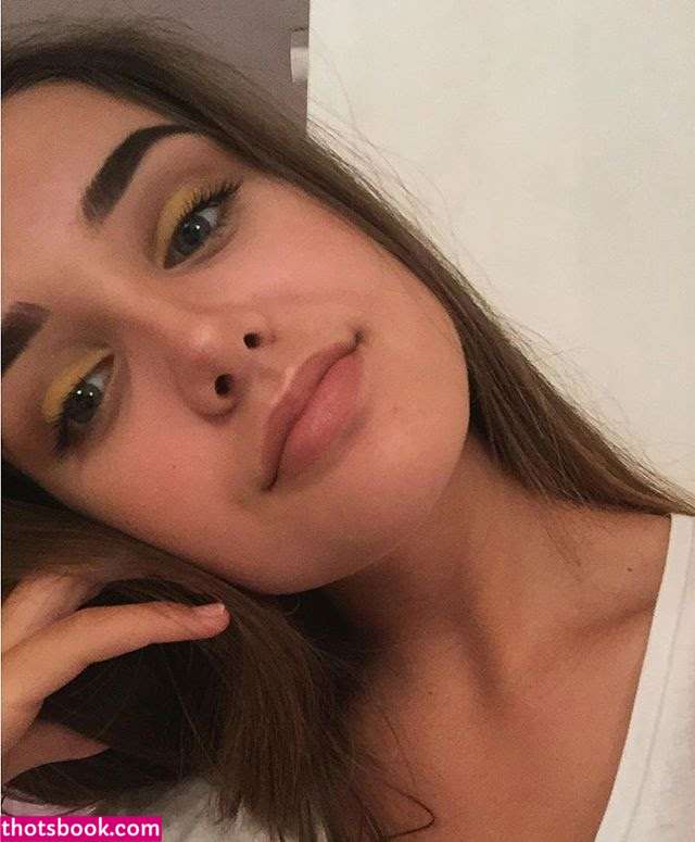 r0sielewis Photo #26