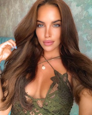 Simona Leskovska Photo #4