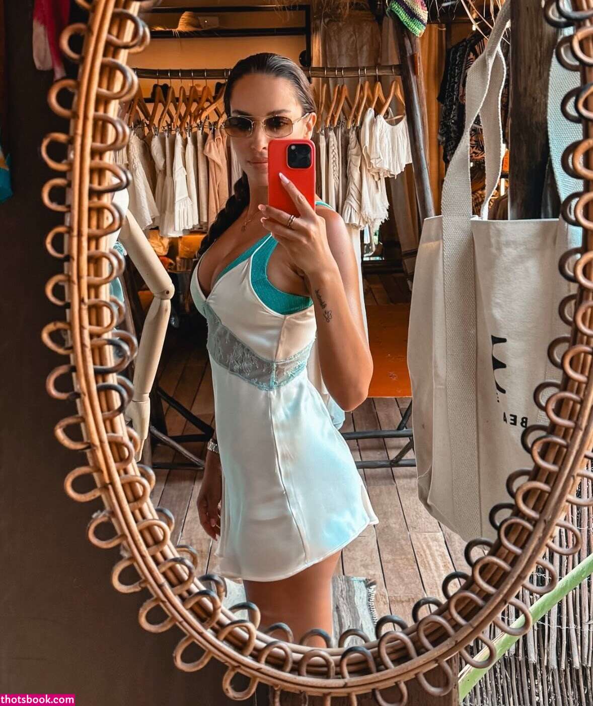 Simona Leskovska Photo #34