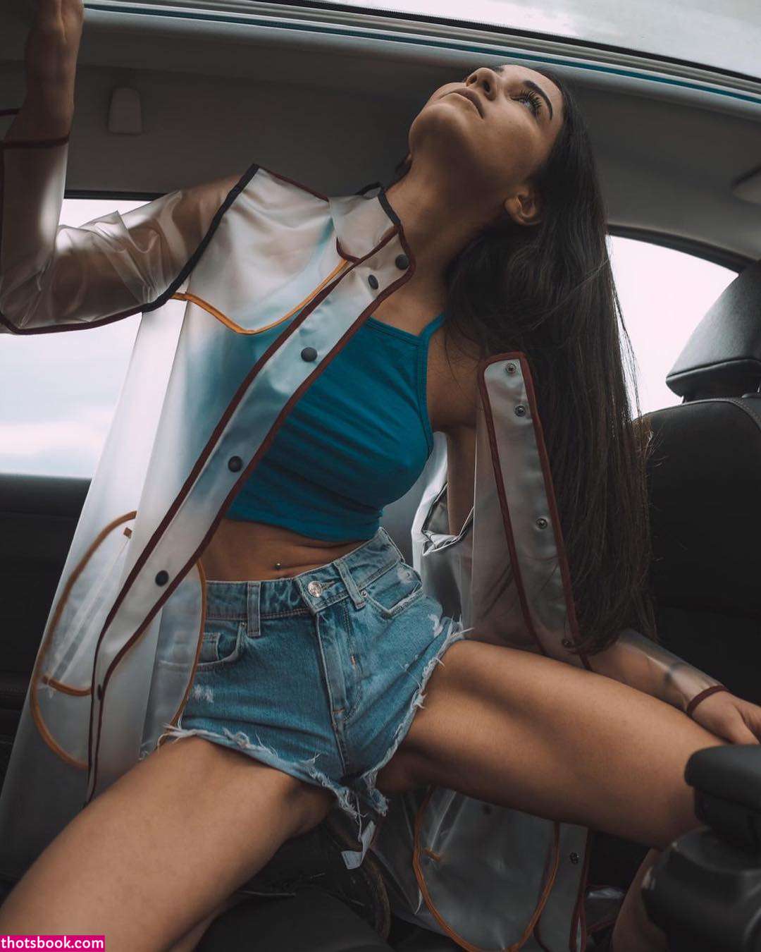 Vahide Bulu Photo #12