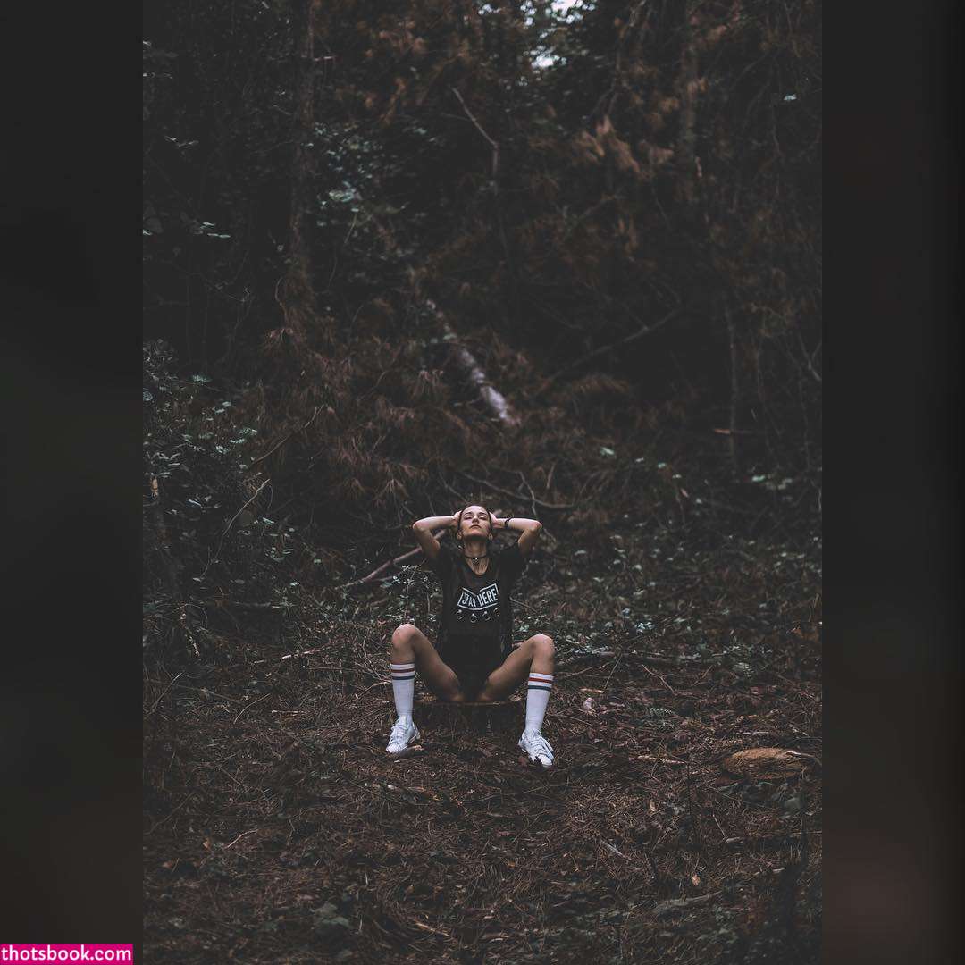 Vahide Bulu Photo #13