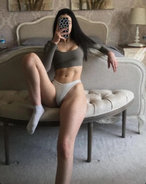 Vahide Bulu Photo #28