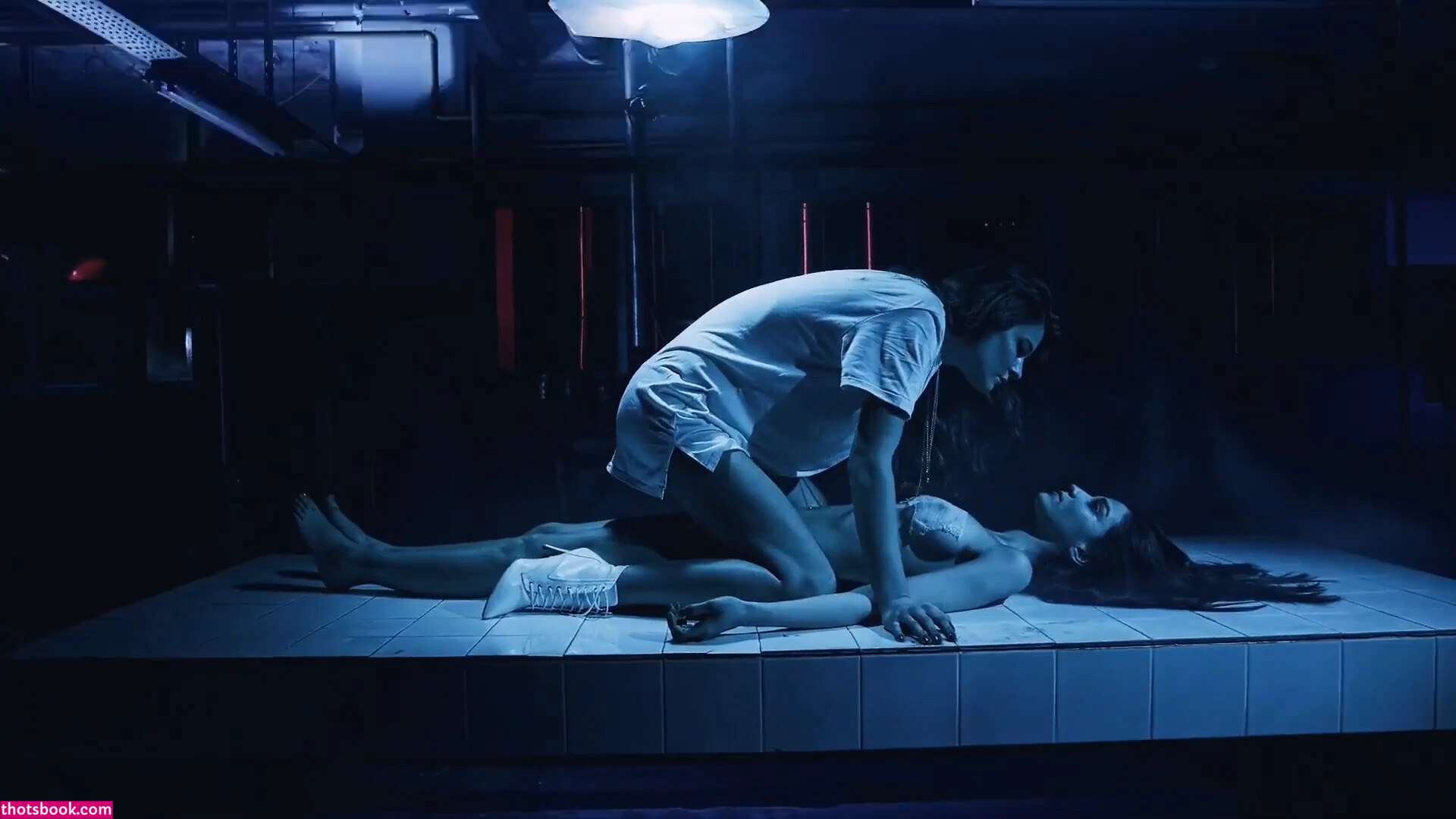 Vahide Bulu Photo #32