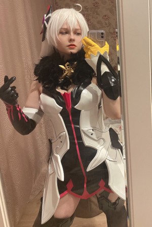 Xiao Elsie Photo #11