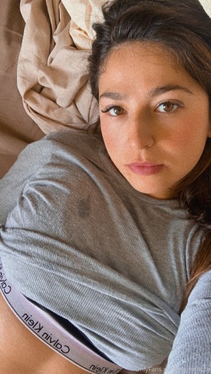 Carmen Pistolas Photo #5