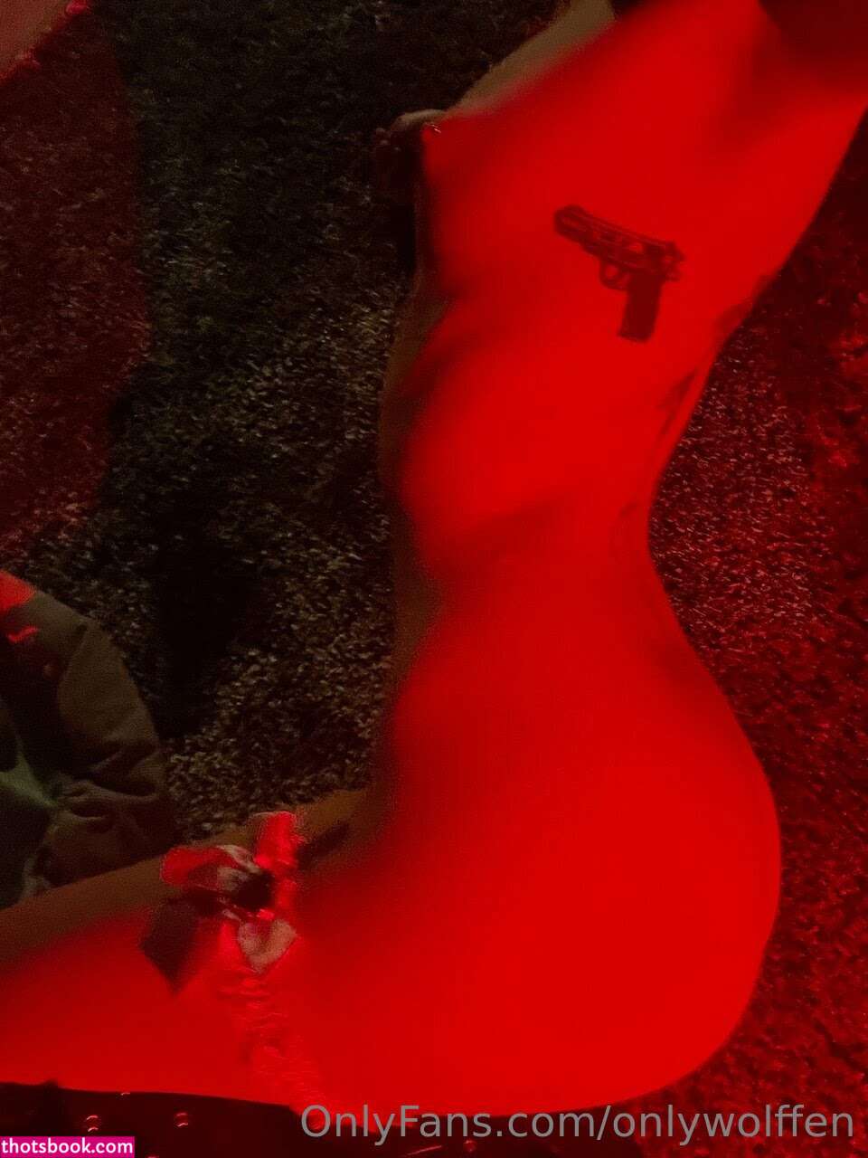 onlywolffen Photo #6