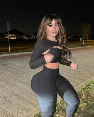 Sophia Vay Photo #29