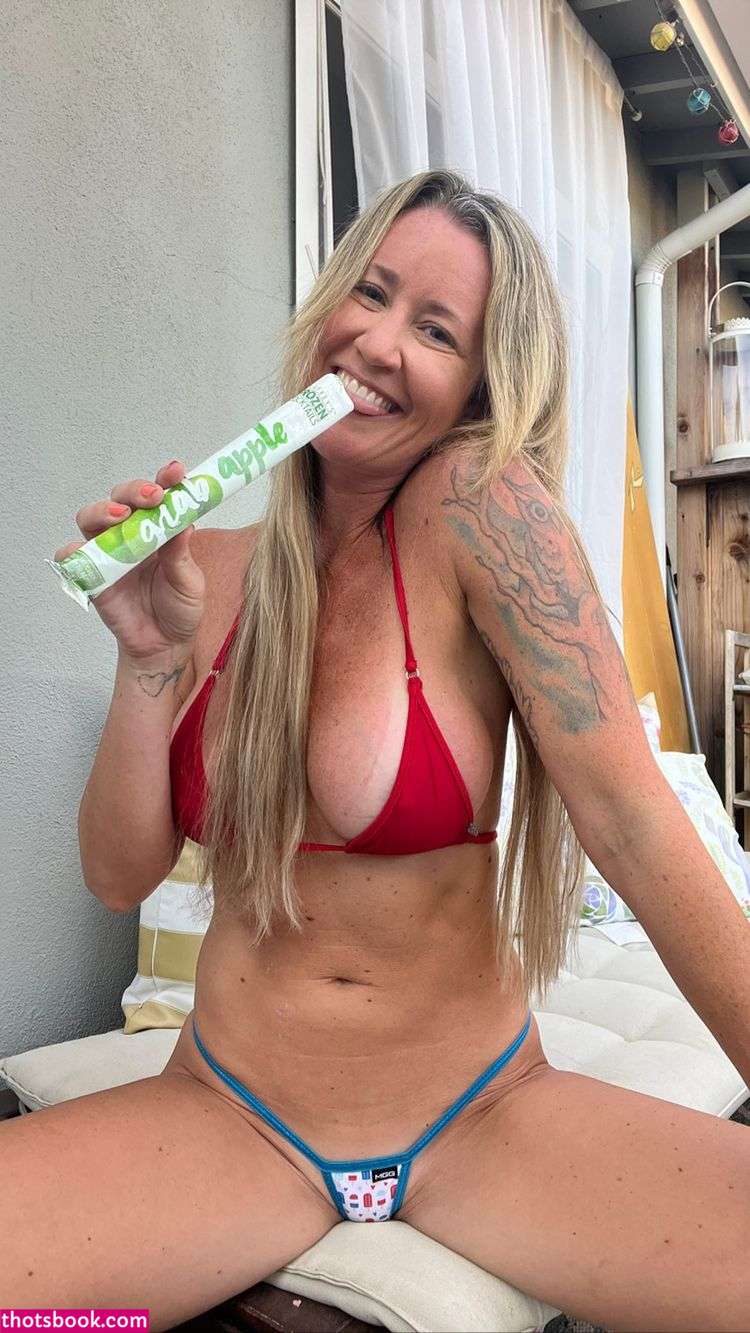 Sunsout Lanas Bunsout Photo #3