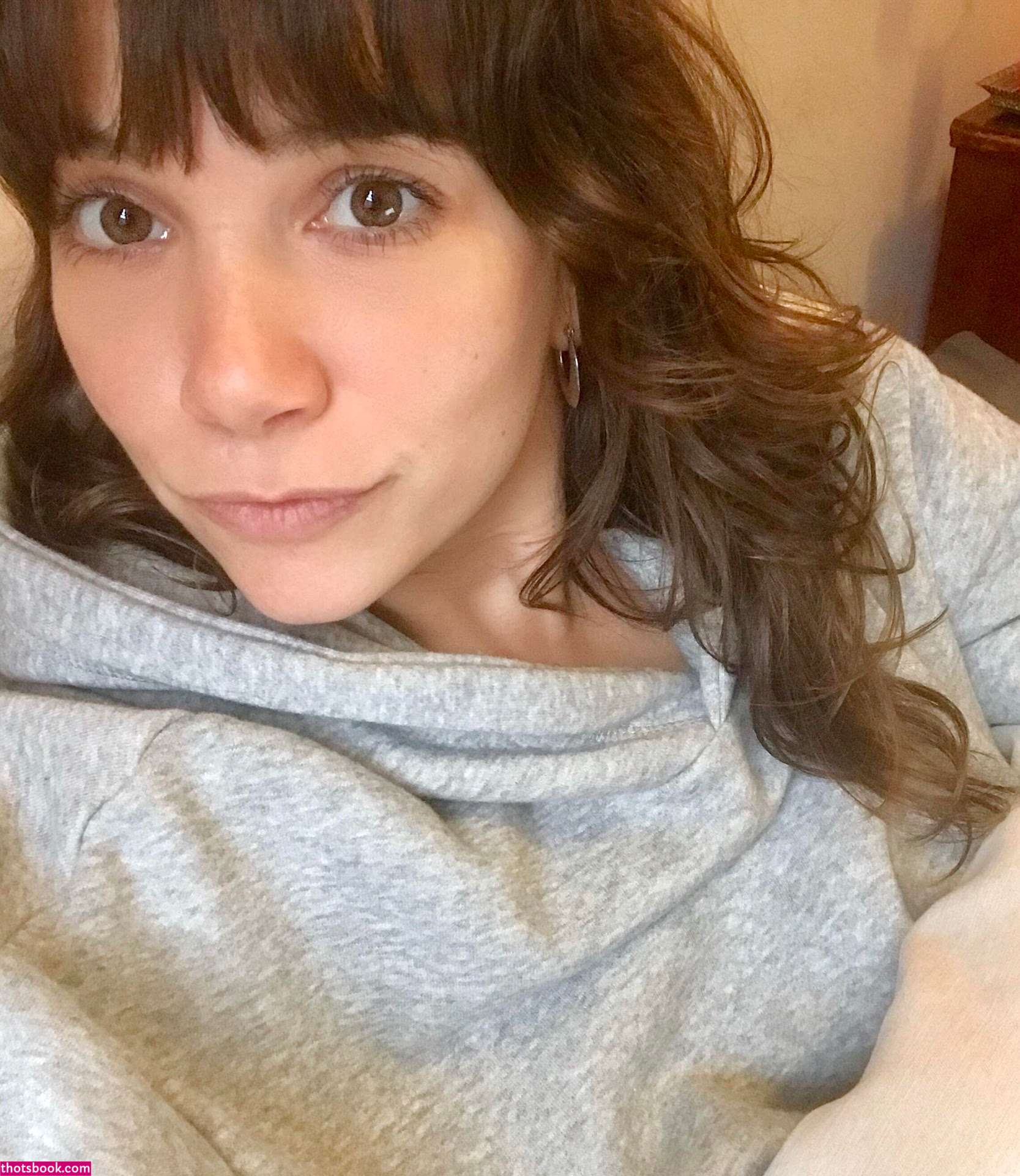 Molly Bloom Photo #46