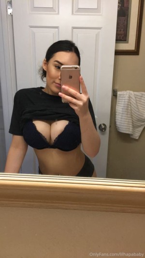 lilhapababy Photo #9