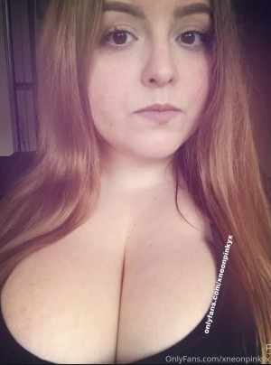 Xneonpinkyx Photo #17