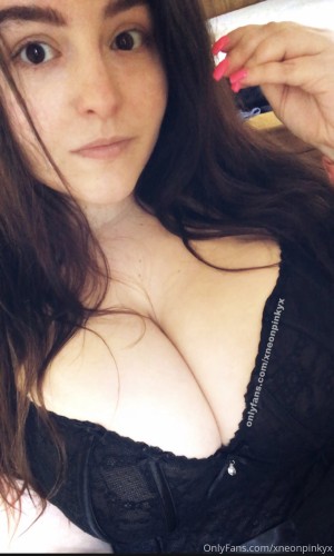 Xneonpinkyx Photo #25