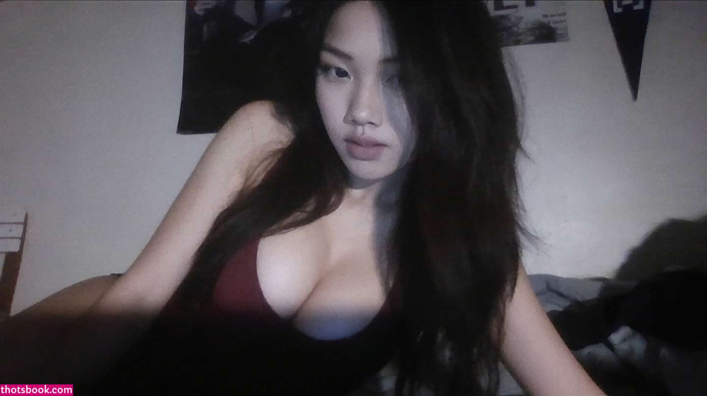 Luna Minerva Photo #6