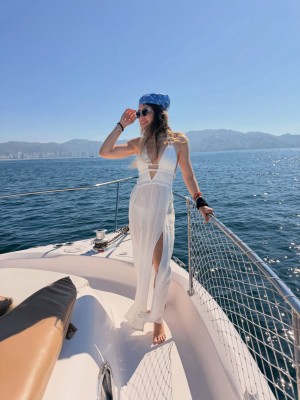 Regina Sirvent Photo #21