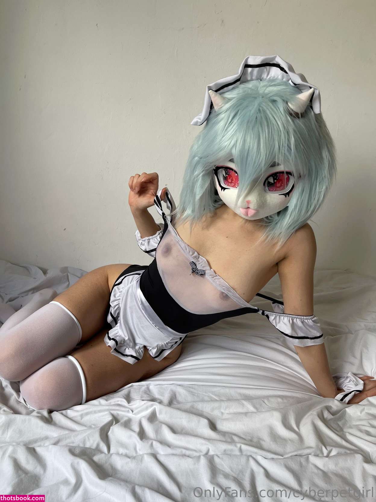 cyberpetgirl Photo #14