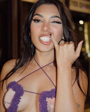 kn0bbyknees Photo #8