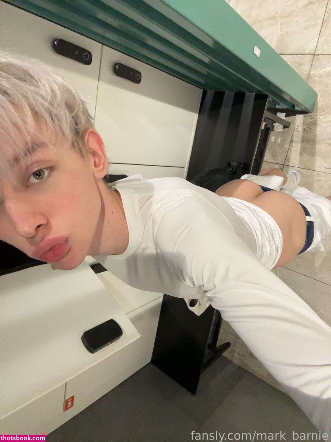 Mark Barnie Photo #17