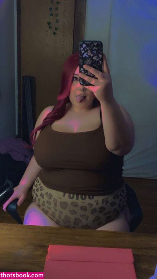 Oxchloebearxo Photo #1