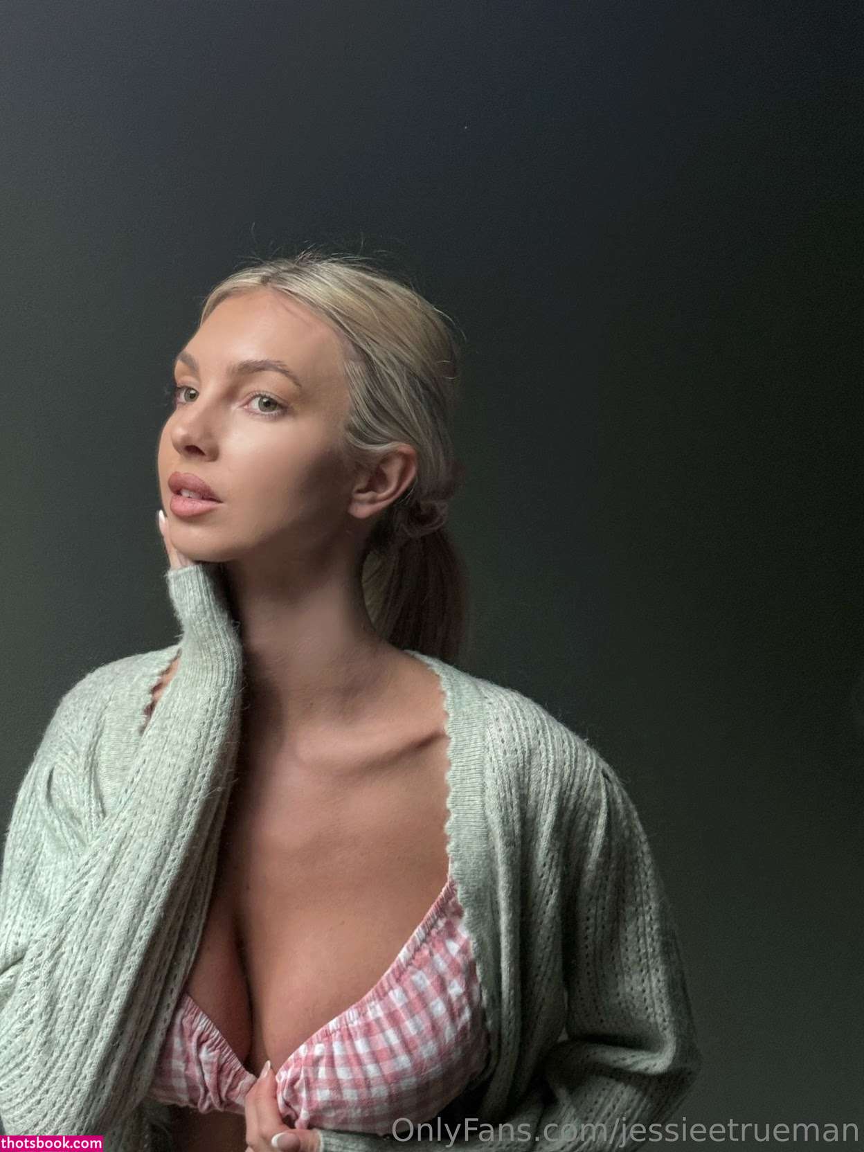 Jessiee Trueman Photo #21