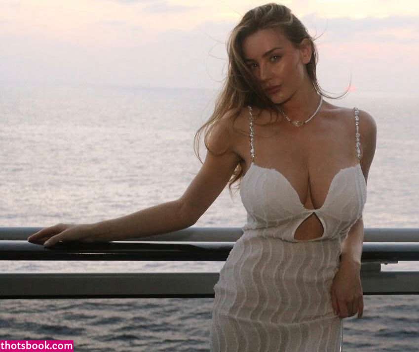 Beth lily Photo #444