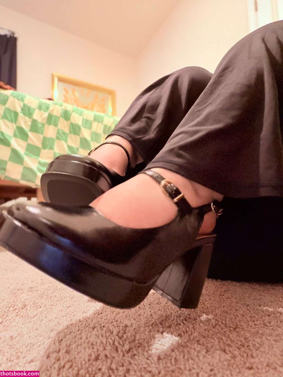 Goldenluvrgirl Photo #6