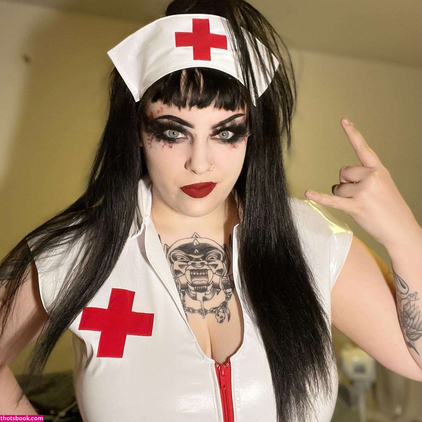 Thrashbarbie Photo #4