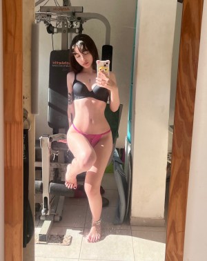 violetitangel Photo #34