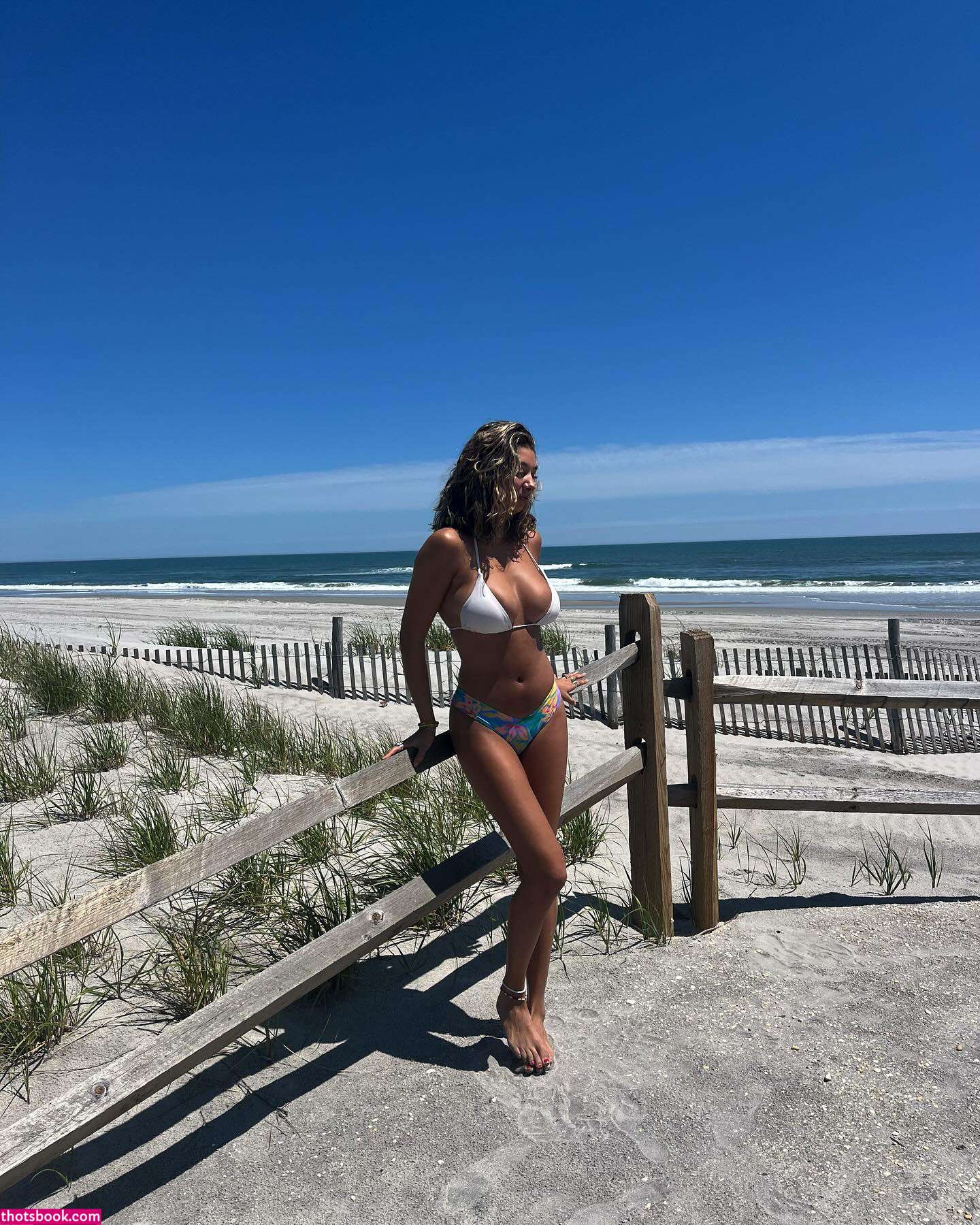 Geena Edmanson Photo #8