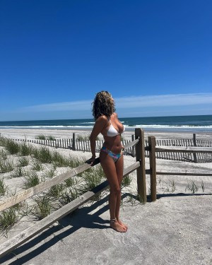 Geena Edmanson Photo #5