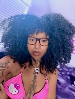 Miss Spookie Photo #25