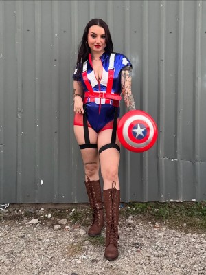 Amaris Blair Photo #14