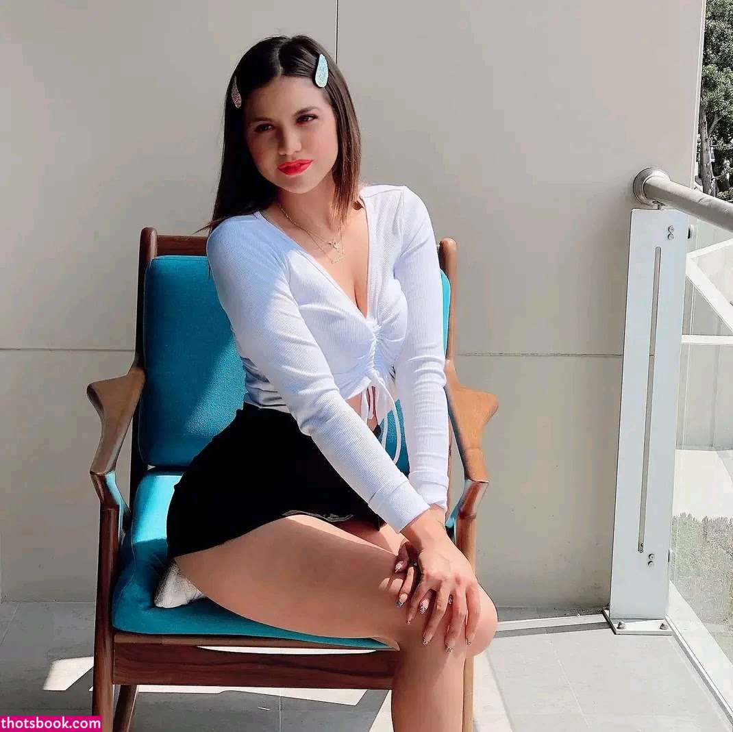 Ana Morquecho Photo #26