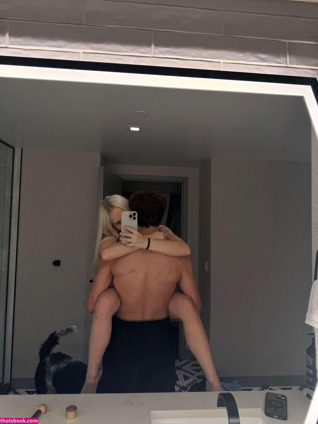 Julia Tate Photo #33