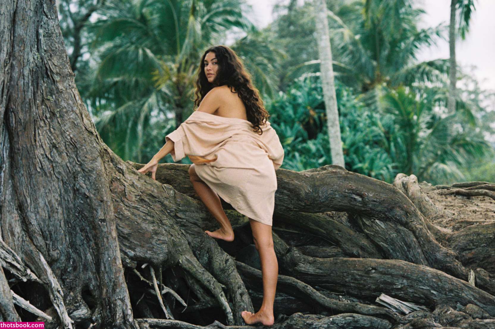 Kylie Likes Photo #13