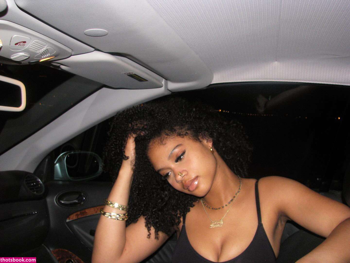 Amara Kioni Photo #15